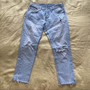 Light wash Distressed Levi’s